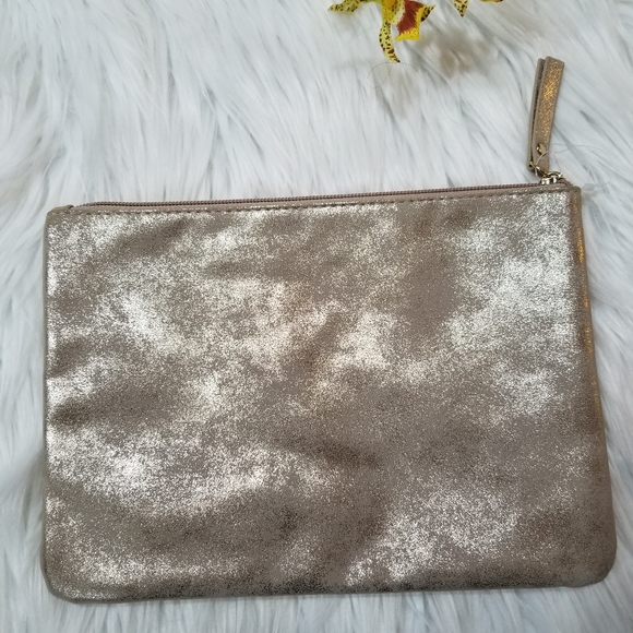 Gold Makeup Cosmetic Bag, With Zipper Closure, Pockets on the front. - Picture 4 of 13